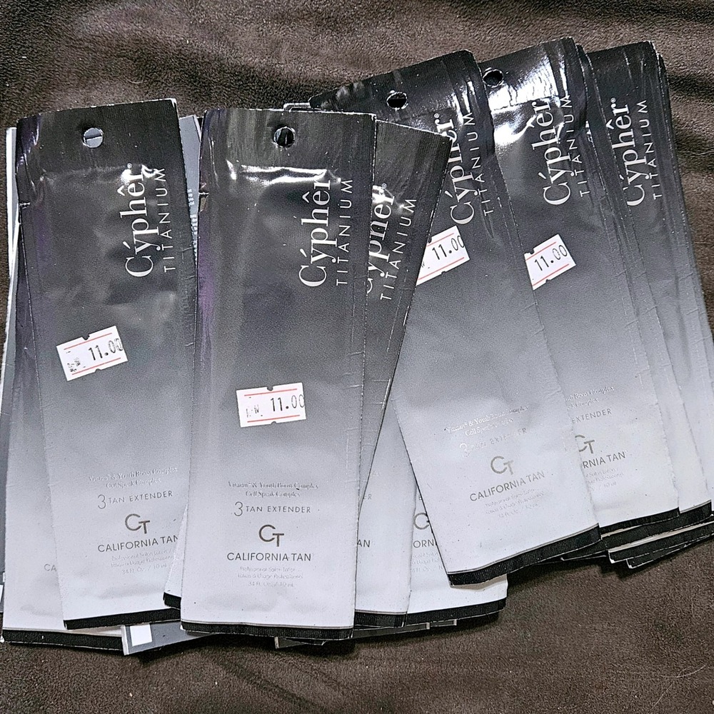 32 pk California Tan Cypher Titanium Step 3 Tan Extender 0.34oz Packets Lot
